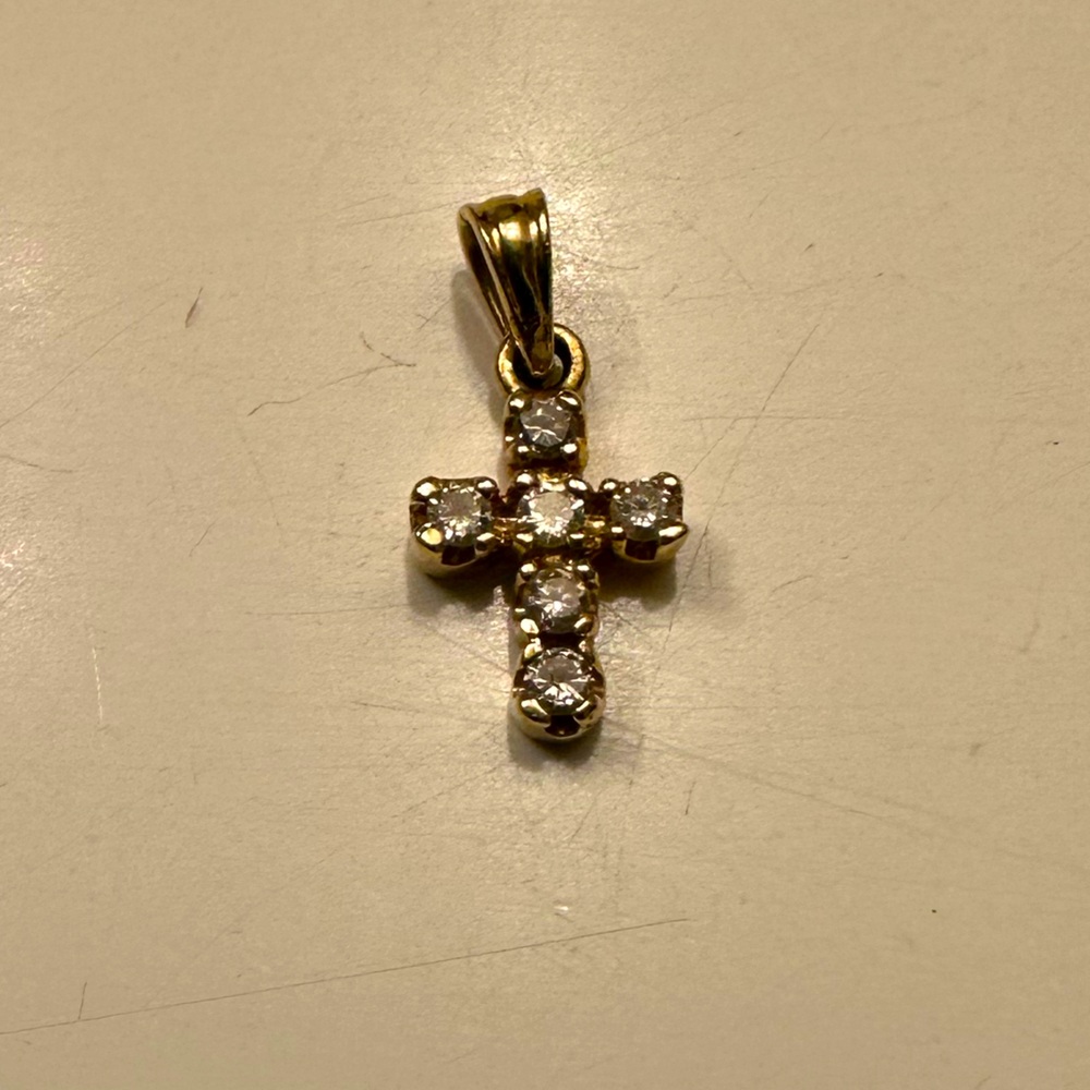 14K Cross with Diamonds